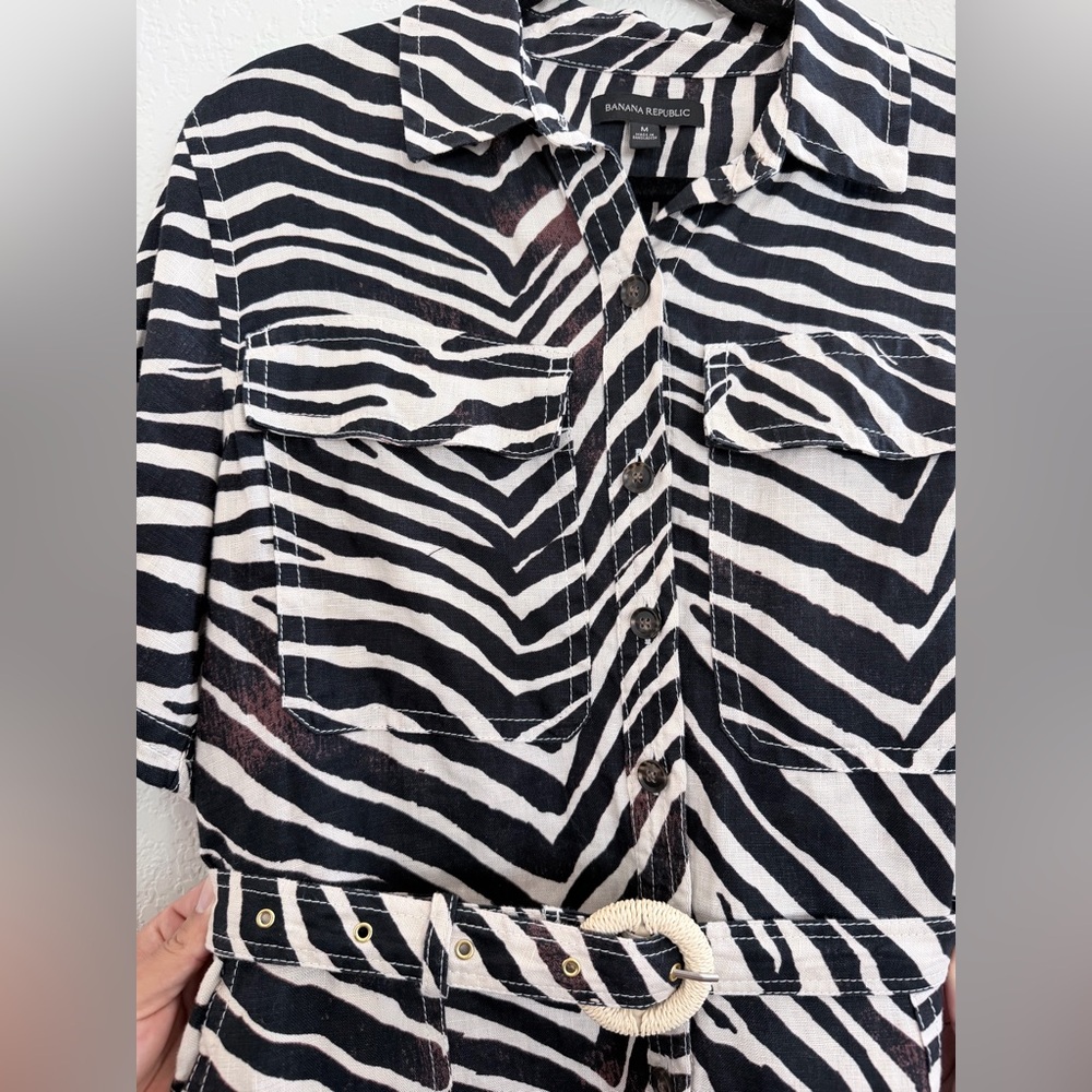Banana Republic Safari linen romper - Picture 5 of 10